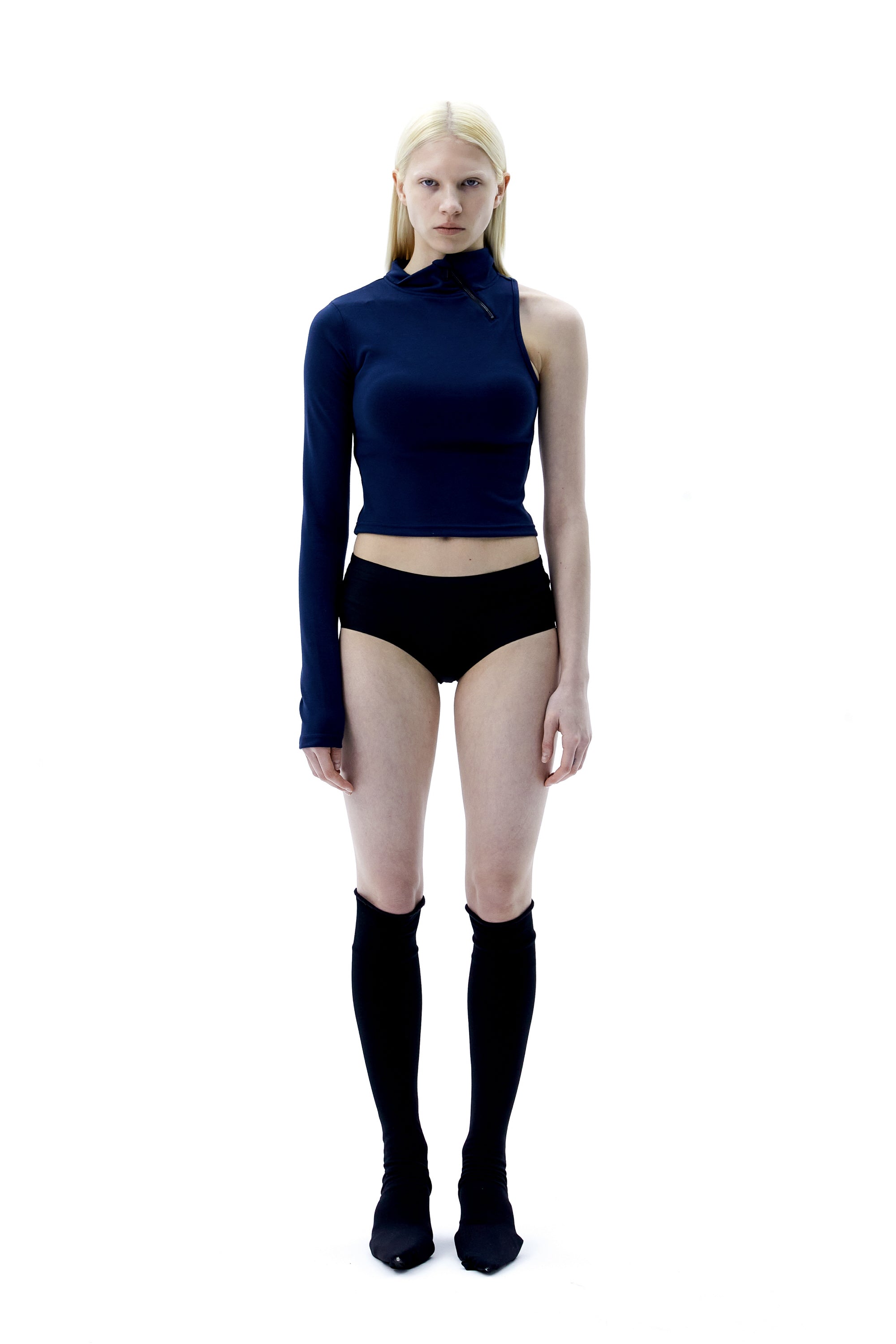 (ARIELLA) BROKEN NECK TEE-2