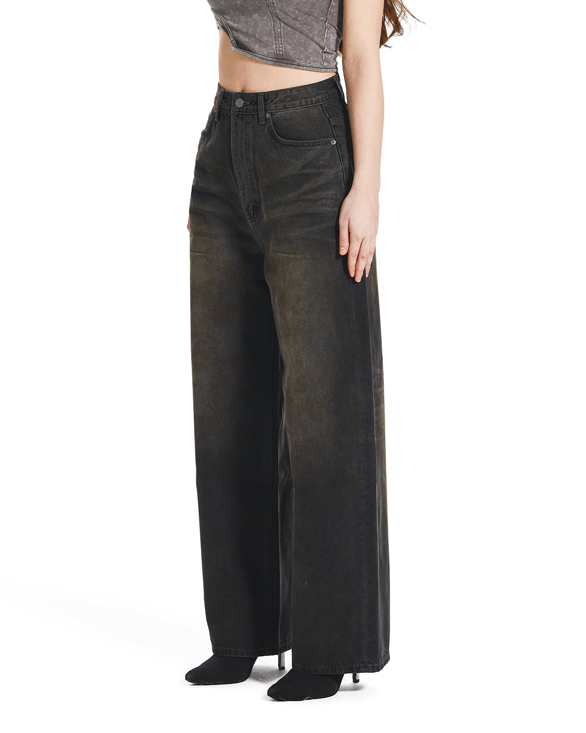 DIRTY BAGGY JEANS