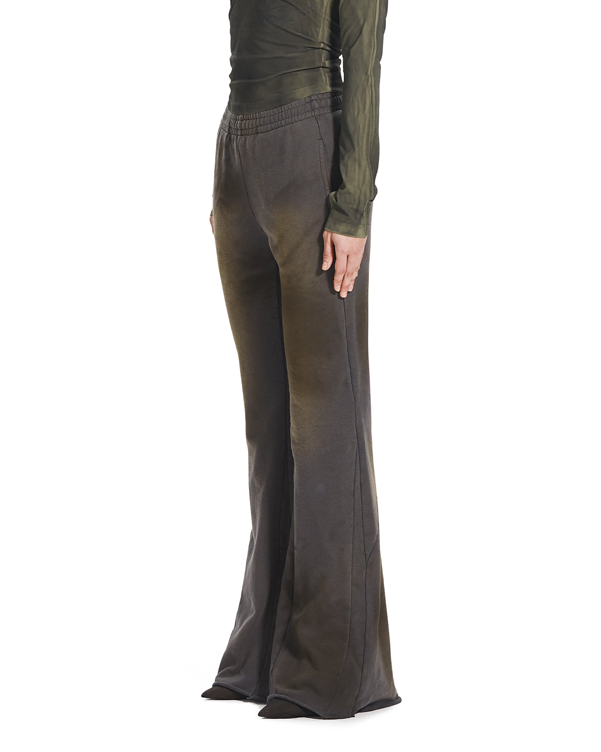 DIRTY FLARE SWEATPANTS