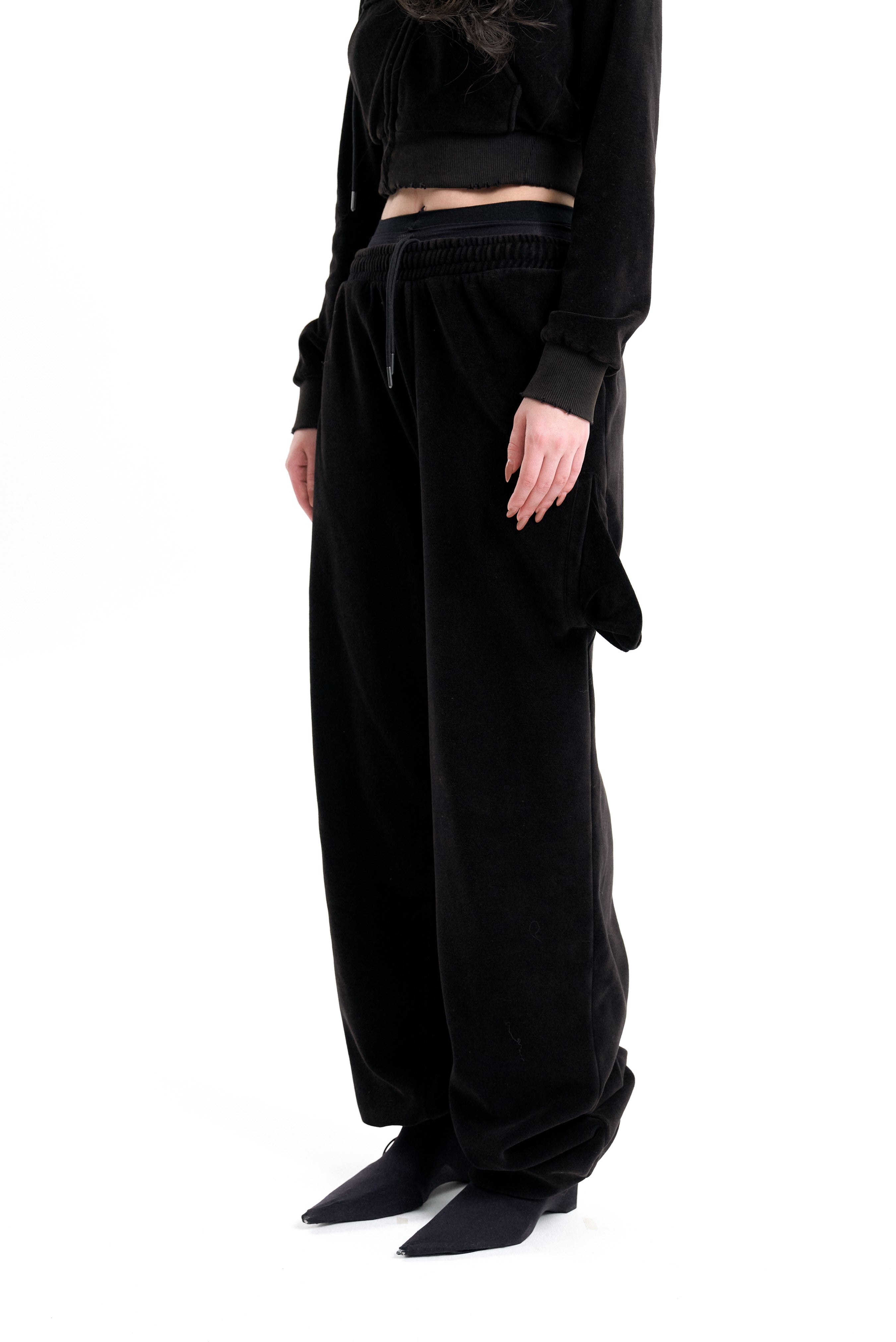 (EMMA) STRANGE SWEATPANTS-5