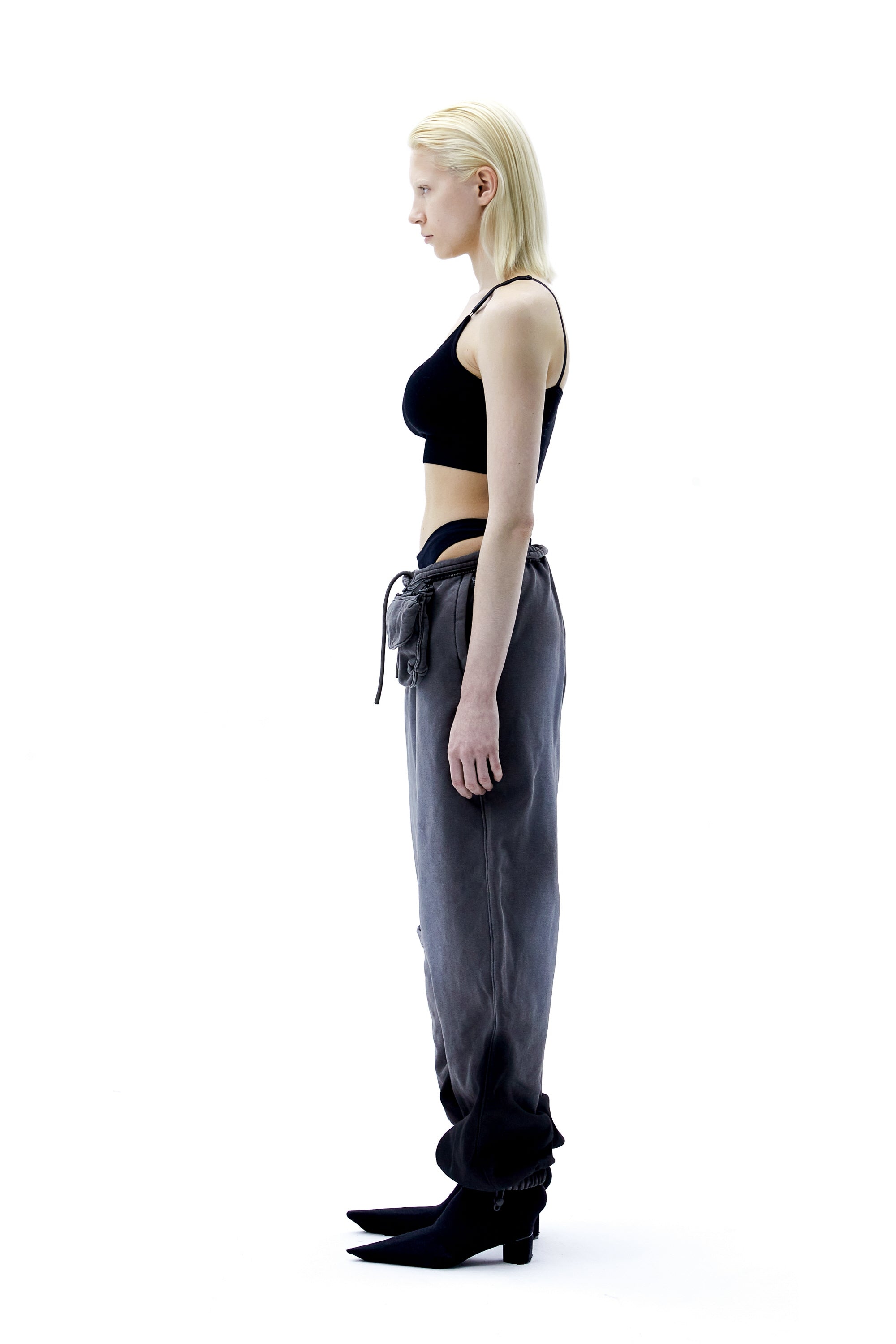 (ARIELLA) SPOILED SWEATPANTS-3