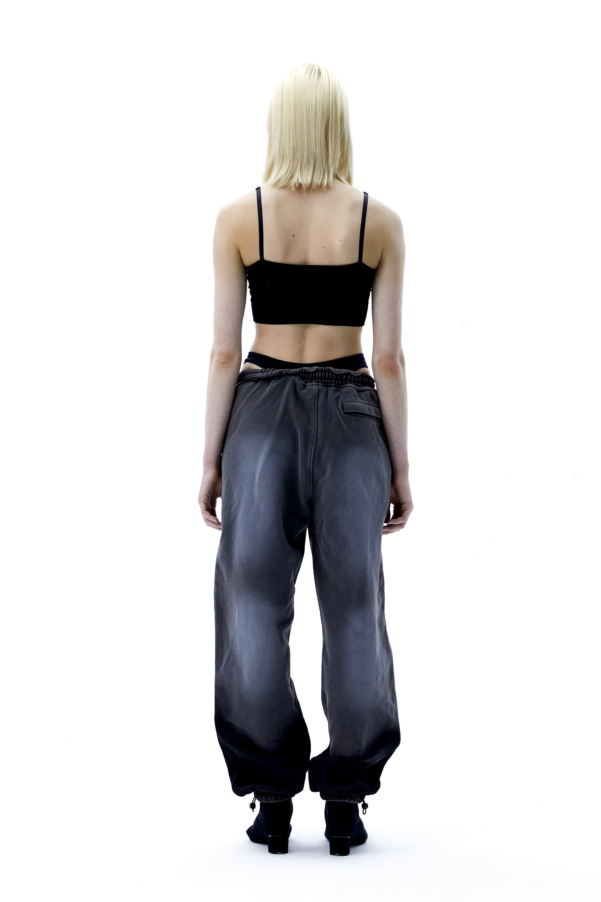 (ARIELLA) SPOILED SWEATPANTS-4