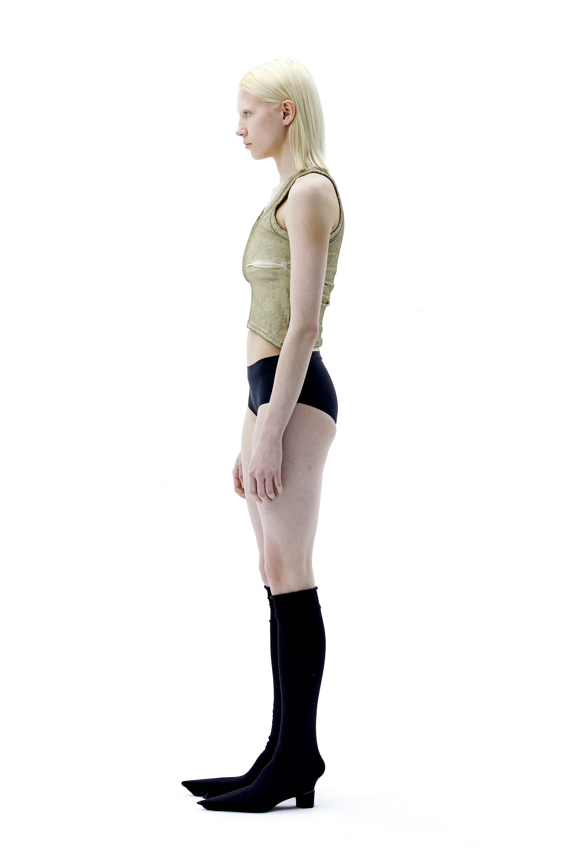 (ARIELLA) SPOILED TANK TOP-3