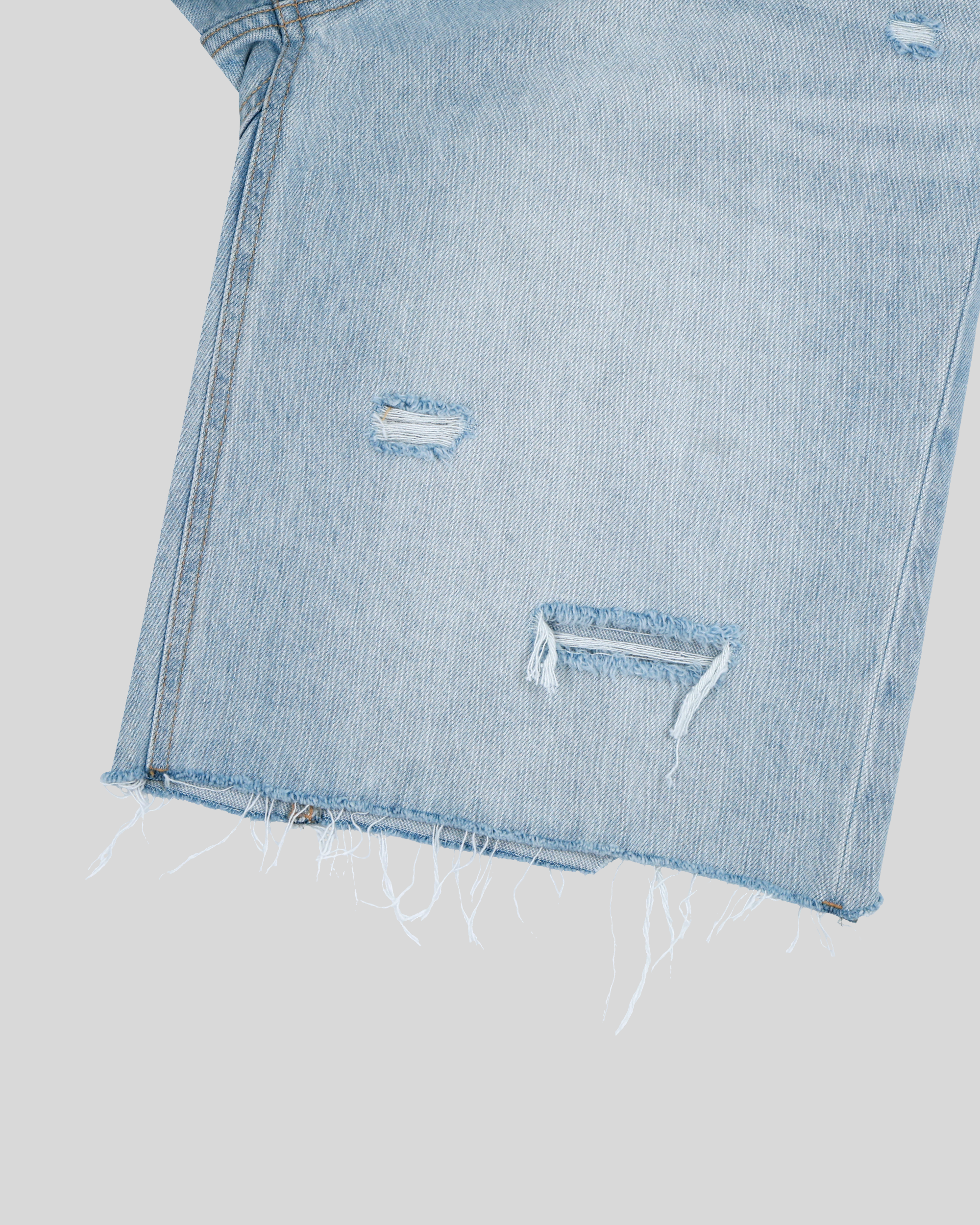90's STUD DENIM SHORTS