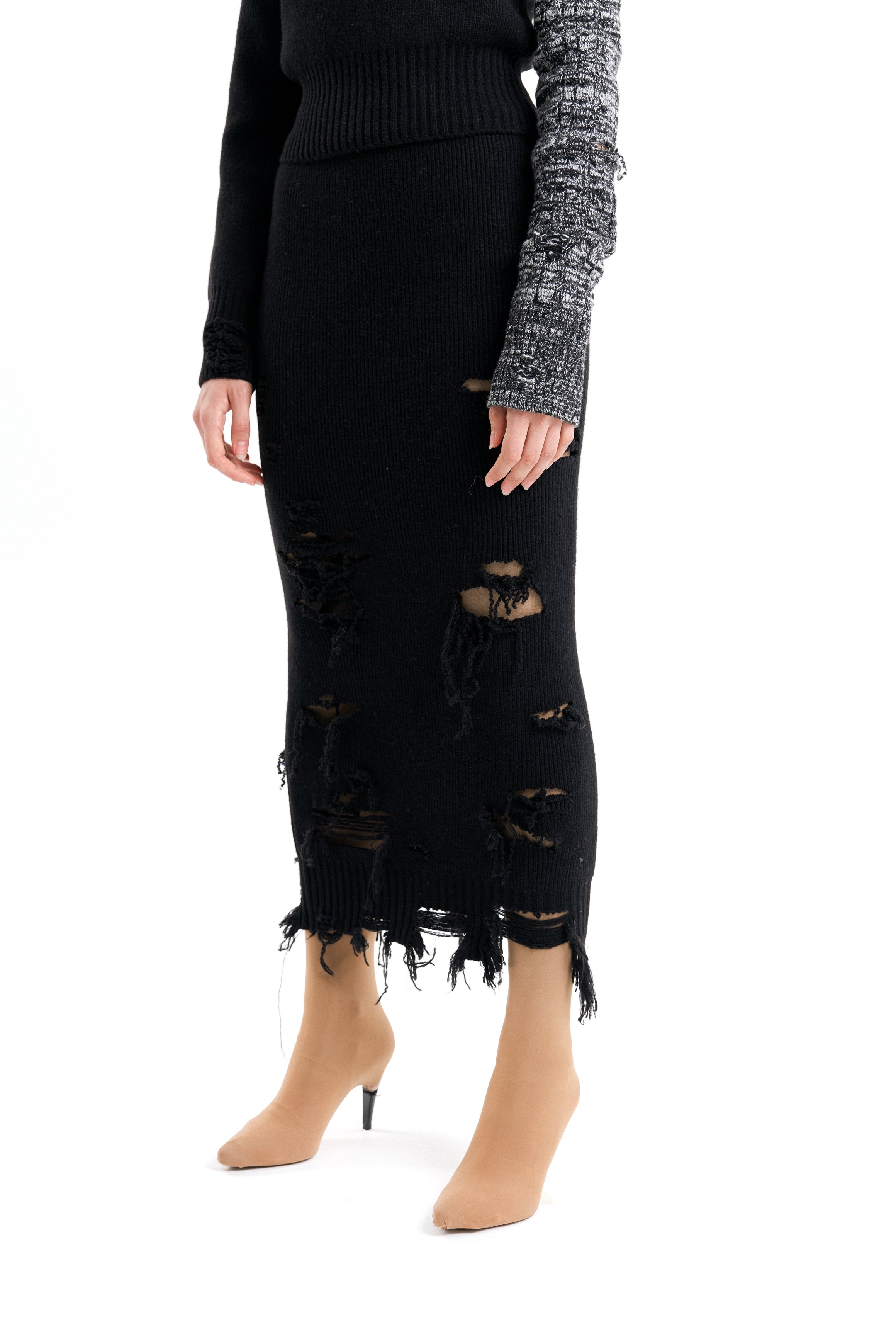 (EMMA) HARD DAMAGED KNIT SKIRT