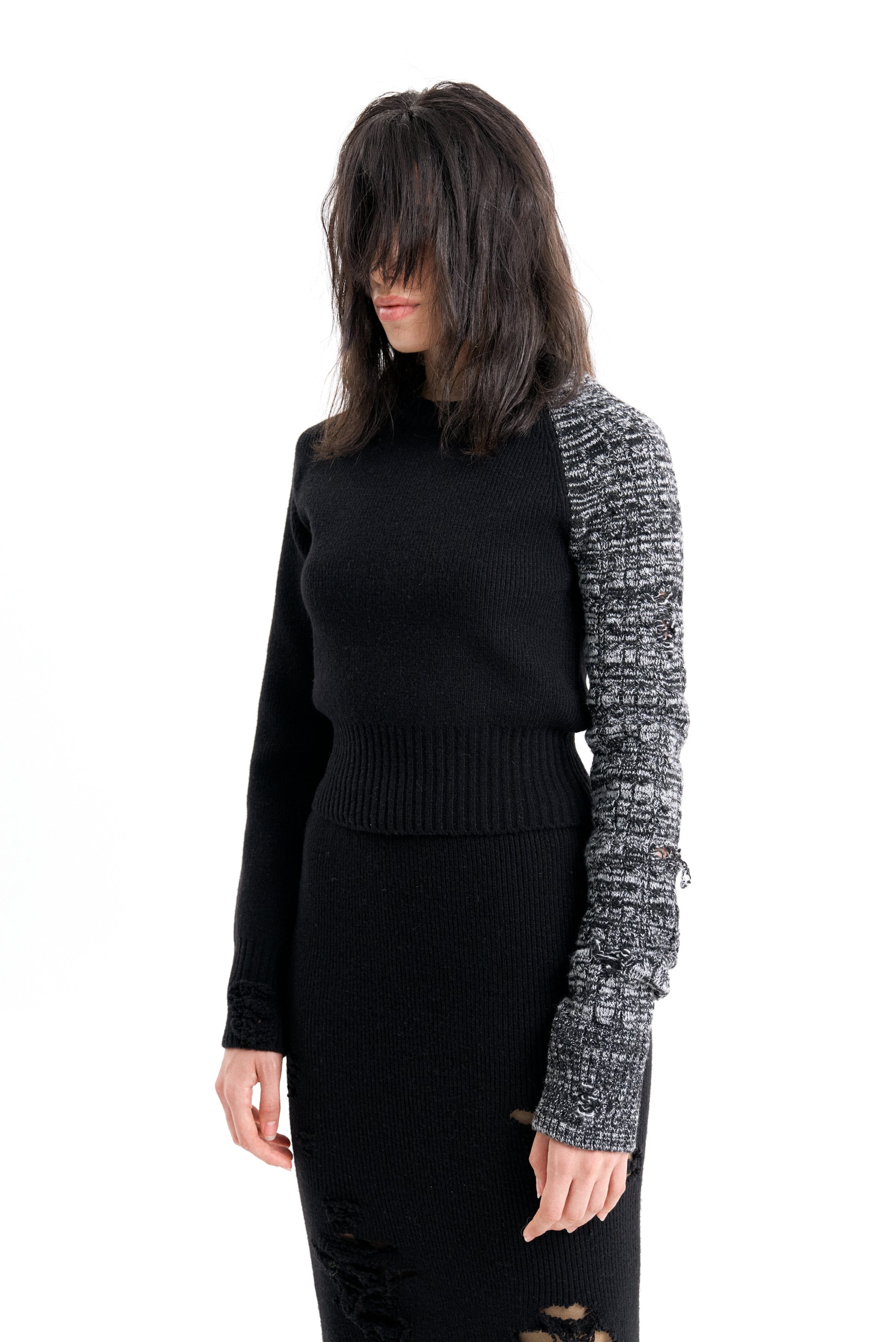 (EMMA) UNBALANCED KNIT SWEATER